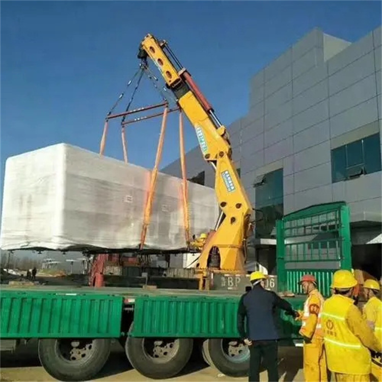 南京随车吊是否可以进行长途运输